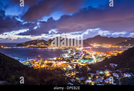 Philipsburg, Sint Maarten, Antille Olandesi cityscape al grande stagno di sale. Foto Stock