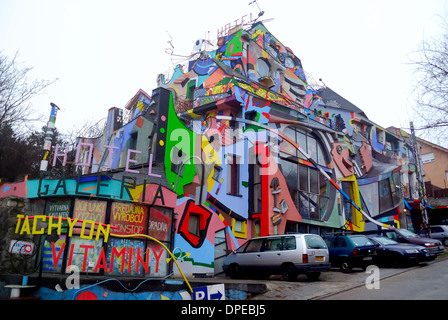 Bratislava, Slovacchia. Il colored Hotel Galeria spirito. Foto Stock