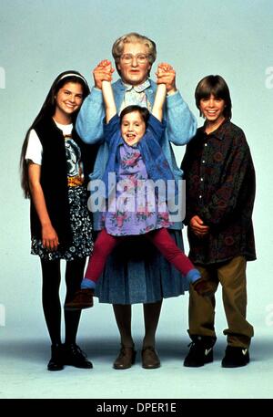 Febbraio 13, 2006 - Un10990ADH."RS. DOUBTFIRE''.LISA JAKUB, MARA WILSON, Robin Williams e .MATTHEW LAWRENCE. (Credito Immagine: © Globo foto/ZUMApress.com) Foto Stock
