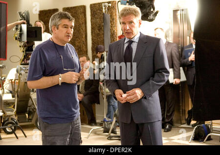 Febbraio 16, 2006 - Il Direttore Richard LONCRAINE sul set con Harrison Ford.''Firewall.'' . K46853 (credito Immagine: © Globo foto/ZUMApress.com) Foto Stock