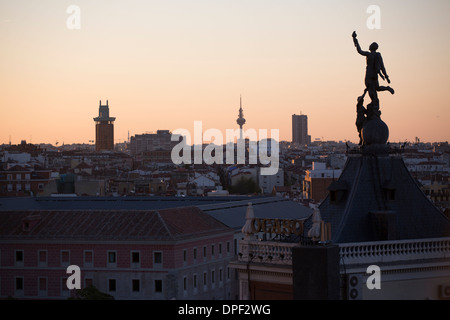 Skyline di sunrise, Madrid, Spagna Foto Stock