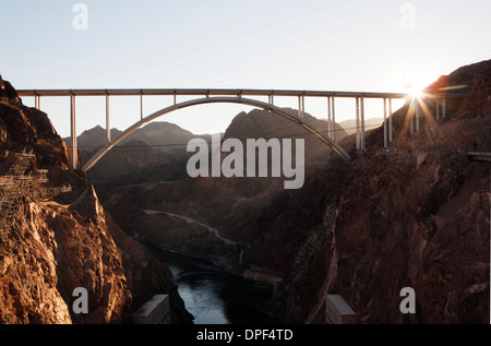 Ponte sul fiume Colorado, Nevada, STATI UNITI D'AMERICA Foto Stock