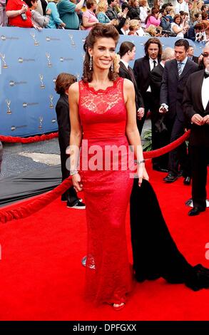 Apr. 28, 2006 - Hollywood, California, Stati Uniti - .K47681EG.IL 33RD diurno annuale Emmy Awards - KODAK Theatre, Hollywood, California. 04-28-2006. - 2006.KRISTIAN ALFONSO(Immagine di credito: © Ed Geller/Globe foto/ZUMAPRESS.com) Foto Stock