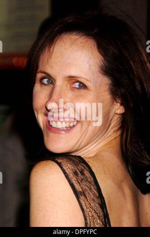 Mar 31, 2006 - New York New York, Stati Uniti - Serata di Apertura per ben.LONGACRE Theatre, NYC 30/03/-06. - 2006.Molly Shannon..K47388JKRON.(Immagine di credito: © Giovanni Krondes/Globe foto/ZUMAPRESS.com) Foto Stock