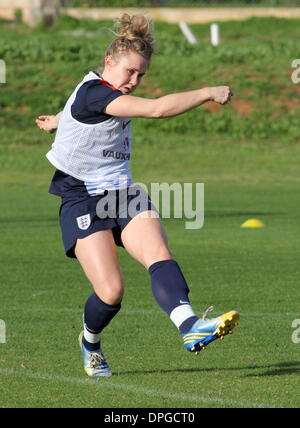 La Manga Club, Spagna. Xiv gen, 2014. In Inghilterra le donne della squadra di calcio sono collocati attraverso i loro passi nella formazione dal nuovo allenatore Mark Sampson davanti a loro amichevole internazionale contro la Norvegia il giovedì. Ph Credit: Tony Henshaw/Alamy Live News Foto Stock