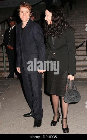 Apr. 26, 2006 - New York New York, Stati Uniti - K47631ML.Vanity Fair party per celebrare il Tribeca Film Festival si è tenuto a New York il tribunale supremo , New York New York.04-26-2006. - 2006.Willem Dafoe.(Immagine di credito: © Mitchell Levy/Globe foto/ZUMAPRESS.com) Foto Stock