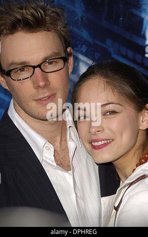 10 maggio 2006 - Hollywood, California, Stati Uniti - K49027MG.''POSEIDON " LOS ANGELES PREMIERE Grauman's Chinese Theater, Hollywood, CA 05-10-2006 - 2006.Kristin Kreuk(Immagine di credito: © Michael Germana Globo/foto/ZUMAPRESS.com) Foto Stock