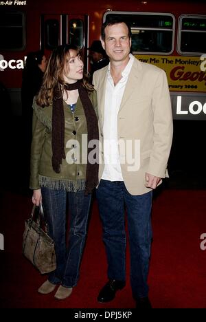 25 maggio 2006 - Hollywood e Los Angeles, Stati Uniti d'America - Bill Paxton & LOUISE.attore e mia moglie.GRANDE AMORE, HBO TV PREMIERE.Chinese Theatre, Hollywood, LOS ANGELES, Stati Uniti d'America.23-Feb-06.LAQ67537.K48106.(Immagine di credito: © Globo foto/ZUMAPRESS.com) Foto Stock