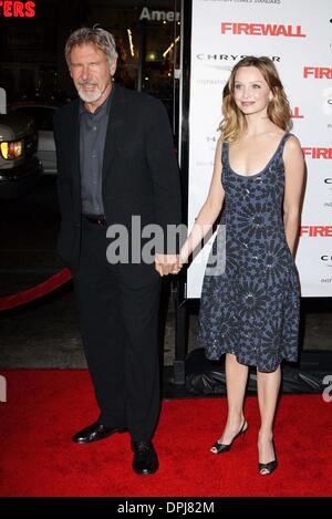 Mar 21, 2006 - Hollywood e Los Angeles, Stati Uniti d'America - Harrison Ford, Calista Flockhart.attori.FIREWALL, Premiere mondiale.Chinese Theatre, Hollywood, LOS ANGELES, Stati Uniti d'America.02-02-2006.Giro63987.K47257.(Immagine di credito: © Globo foto/ZUMAPRESS.com) Foto Stock