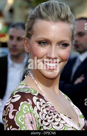 28 ottobre 2006 - Westwood, LOS ANGELES, Stati Uniti d'America - Katie Cassidy.attrice.Fare clic, premiere del film.Westwood, LOS ANGELES, Stati Uniti d'America.14-Giu-06.LAS74048.Credit: - K51014(Immagine di credito: © Globo foto/ZUMAPRESS.com) Foto Stock