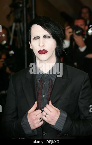 22 maggio 2006 - Palais De Festival di Cannes, Francia - Marilyn Manson.assiste il Premier per Southland Tales IN CANNES 05-21-2006. DAVID GADD- - 2006.K48029(Immagine di credito: © Globo foto/ZUMAPRESS.com) Foto Stock