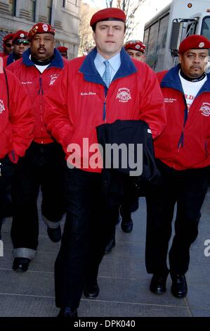 27 febbraio 2006 - New York NEW YORK - JOHN GOTTI JR. E CURTIS SLIWA ( COME TESTIMONE) arrivano per il racket e rapimenti di accuse contro GOTTI A NOI CORTE FEDERALE IL 27 FEBBRAIO 2006 IN NEW YORK New York...ANDREA RENAULT K46949AR(Immagine di credito: © Globo foto/ZUMAPRESS.com) Foto Stock