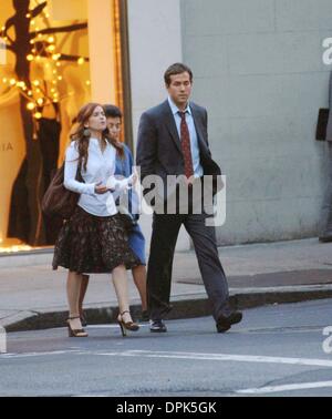 Nov. 7, 2006 - New York New York, Stati Uniti d'America - K50608AR.RIPRESE DI sicuramente , forse sulla posizione, New York New York 11-06-2006. ANDREA RENAULT- Isla Fisher Ryan Reynolds(Immagine di credito: © Globo foto/ZUMAPRESS.com) Foto Stock