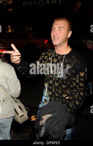 Ottobre 24, 2006 - New York new york - K50396AR.Nick Hogan fuori e circa sulla Quinta Avenue,New York City. .10-23-2006.. Andrea Renault/ 2006(Immagine di credito: © Globo foto/ZUMAPRESS.com) Foto Stock