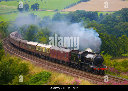 LNER Classe K4 2-6-0 "Il grande Marchese " Treno a vapore vicino a bassa Barone fattoria di legno Armathwaite, accontentarsi di linea di Carlisle, Eden Valley Foto Stock