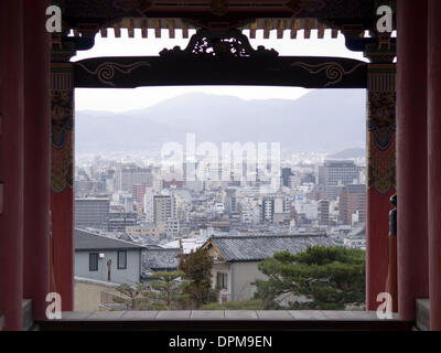 Mar 14, 2006 - Kyoto, Giappone - Toji ("tempio orientale") tempio dettaglio in Kyoto, Giappone (credito Immagine: © David H. pozzetti/ZUMAPRESS.com) Foto Stock