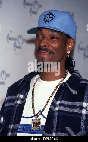 Febbraio 16, 2006 - K14493FB.26TH American Music Awards IN LOS ANGELES 01-11-1999. FITZROY BARRETT- Snoop Dogg(Immagine di credito: © Globo foto/ZUMAPRESS.com) Foto Stock