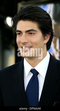 Giugno 21, 2006 - Los Angeles, California, Stati Uniti d'America - Brandon Routh -.Superman Returns Premiere mondiale - .MANN VILLAGE THEATRE, Westwood, CALIFORNIA - .06-21-2006 -. NINA PROMMER/ 2006.K48160NP.(Immagine di credito: © Globo foto/ZUMAPRESS.com) Foto Stock