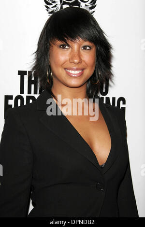 Mar 16, 2006 - West Hollywood, CALIFORNIA, STATI UNITI D'AMERICA - CHERYL BURKE -.GRAZIE PER FUMATORI - PREMIERE -.Directors Guild of America, West Hollywood, California - .16-03-2006 -. NINA PROMMER/ 2006.K47176NP.(Immagine di credito: © Globo foto/ZUMAPRESS.com) Foto Stock