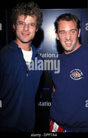 Dic. 14, 2005 - K20129TR.MATT STONE E TREY PARKER.PLAYSTATION 2 PARTY AL PACIFIC DESIGN CENTER , HOLLYWOOD , CALIFORNIA 10-18-2000.Â© TOM RODRIGUEZ-(Immagine di credito: © Globo foto/ZUMAPRESS.com) Foto Stock