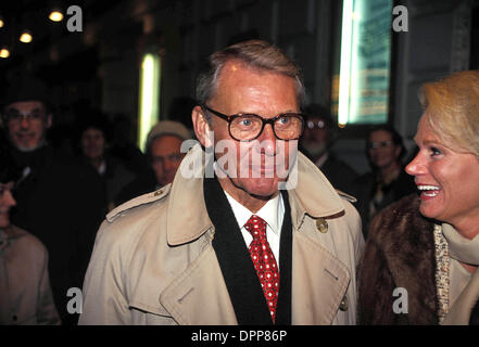 Mar 20, 2006 - BILL BUETEL A ''JACKIE MASON:: politicamente scorretto" 03-29-1994.L7918WW. WALTER WEISSMAN-(Immagine di credito: © Globo foto/ZUMAPRESS.com) Foto Stock