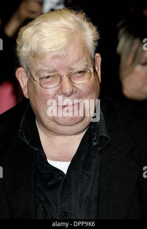 Ottobre 17, 2006 - Palace Theatre, Londra, Inghilterra - RICHARD GRIFFITHS.ARRIVA PER IL REGNO UNITO PREMIERE DI SPAMALOT, IL NUOVO WEST END Monty Python spettacolo ispirato al Palace Theatre di Londra 10-17-2006. TIM MATTHEWS- - 2006.K50296(Immagine di credito: © Globo foto/ZUMAPRESS.com) Foto Stock