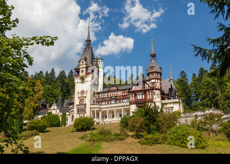 Il castello di Peles nella regione di Muntenia, Romania. Foto Stock