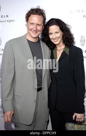 Apr. 21, 2006 - K47566VG.AKEELAH E L'APE PREMIERE PRESSO L'Accademia delle Arti e delle scienze cinematografiche di LOS ANGELES 20/04/-2006. HAKIM- JUDGE REINHOLD MOGLIE AMY(Immagine di credito: © Globo foto/ZUMAPRESS.com) Foto Stock