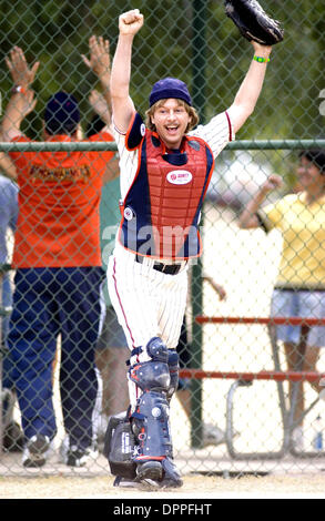 Apr. 17, 2006 - DF-02895 Ã David Spade stelle in Rivoluzione StudiosÃ• commedia La Benchwarmers, Columbia Pictures release. ..K47525ES.TV-film STILL. Fornito da foto(Immagine di credito: © Globo foto/ZUMAPRESS.com) Foto Stock