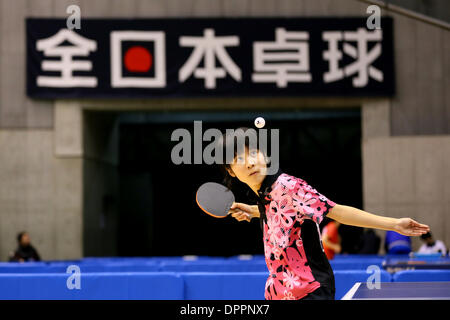 Tokyo Metropolitan Gymnasium, Tokyo, Giappone. 15 gennaio, 2014. Miu Hirano, 15 gennaio 2014 - Tennis da tavolo : tutto il Giappone Ping Pong Campionati donne singoli presso il Tokyo Metropolitan Gymnasium, Tokyo, Giappone. Credito: AFLO SPORT/Alamy Live News Foto Stock