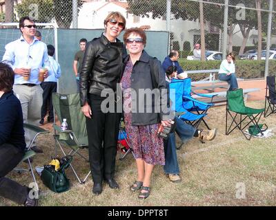 Il 14 ottobre 2006 - TOM CRUISE CON LA FAMIGLIA A LA CESENIGA PARK IN BEVERLY HILLS 10-14-2006. NOEL- 2006.TOM CRUISE MADRE MARY LEE SUD .K50351NC(Immagine di credito: © Globo foto/ZUMAPRESS.com) Foto Stock