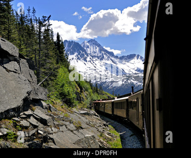 Treno ferroviario White Pass Yukon Route, vicino a Skagway, Alaska Foto Stock