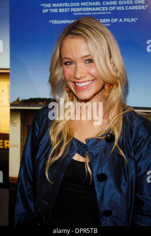 Apr 06, 2009 - New York New York, Stati Uniti d'America - BOWDEN KATRINA assiste "C'è qualcuno lì " New York Premiere a Cinema 2 in New York. (Credito Immagine: © Aviv piccole/ZUMA Press) Foto Stock