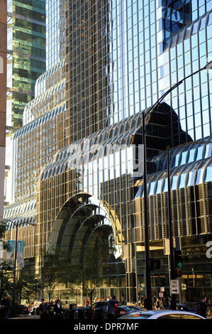 Il 42-story Citigroup Center è l'ingresso principale al Richard B. Ogilvie Centro per il trasporto Metra stazione ferroviaria. Foto Stock