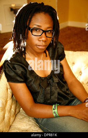 Mar 20, 2009 - Austin, Texas, Stati Uniti d'America - Singer-Songwriter nigeriana ASA (anche pronunciato come ASHA) è fotografato alla Driskill Hotel durante SxSW (South by Southwest) 2009. (Credito Immagine: © Aviv piccole/ZUMA Press) Foto Stock