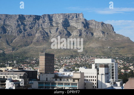 Vista aerea di Cape Town CBD con Table Mountain in background Foto Stock