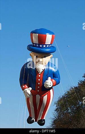 27 novembre 2008: lo zio Sam palloncino..il Macy's Thanksgiving Day Parade nella città di New York, NY. Richey Miller/CSM (credito Immagine: © Richey Miller/Cal Sport Media) Foto Stock