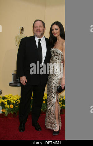 Feb 22, 2009 - Hollywood, California, Stati Uniti d'America - Harvey Weinstein arrivando al 81st annuale di Academy Awards tenutosi presso il Kodak Theatre di Hollywood. (Credito Immagine: © Paul Fenton/ZUMA Press) Foto Stock