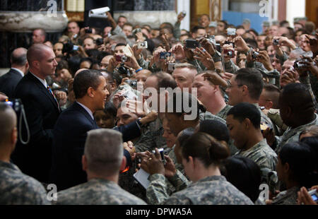 Apr 07, 2009 - Baghdad in Iraq - il Presidente Usa Barack Obama incontra il personale militare a Camp la vittoria a Baghdad, Iraq. (Credito Immagine: © John Goodman/ZUMA Press) Foto Stock