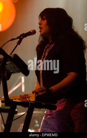 Apr 23, 2009 - Hollywood, California, Stati Uniti d'America - ALI YOUNGBLOOD di nero i ragazzi di eseguire presso la Henry Fonda Theatre di Hollywood. (Credito Immagine: Â© Gary Livingston/ZUMA Press) Foto Stock
