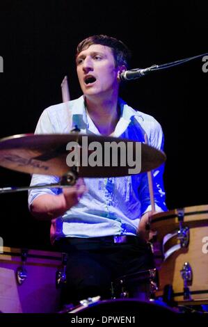 Apr 23, 2009 - Hollywood, California, Stati Uniti d'America - JASON HAMMEL di compagni di stato esecuzione presso la Henry Fonda Theatre di Hollywood. (Credito Immagine: Â© Gary Livingston/ZUMA Press) Foto Stock
