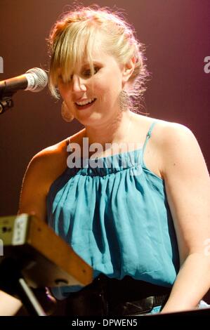 Apr 23, 2009 - Hollywood, California, Stati Uniti d'America - KORI GARDNER di compagni di stato esecuzione presso la Henry Fonda Theatre di Hollywood. (Credito Immagine: Â© Gary Livingston/ZUMA Press) Foto Stock