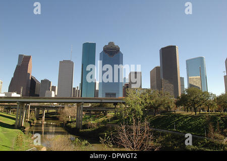 Jan 07, 2009 - Houston, Texas, Stati Uniti -Lo skyline come visto da Buffalo Bayou. (Credito Immagine: © Timothy L. Hale/ZUMA Press) Foto Stock