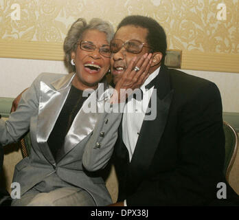 30 dic 2008 - Sherman Oaks, California, Stati Uniti d'America - vincitore di Grammy trumpeter musicista jazz FREDDIE HUBBARD, 70, (7 aprile 1938 - 29 dicembre 2008) è morto in un ospedale di malattia di cuore dopo aver subito un attacco di cuore nel novembre scorso. Hubbard ha vinto il suo Grammy nel 1972 per 'prima luce' ed è stato nominato un National Endowment for the Arts Jazz Master nel 2006. Foto di Jan 13, 2006; New York, NY, USA Foto Stock