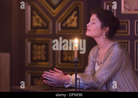 Gemma Arterton nel giocare a 'La duchessa di Malfi" di John Webster. Sam Wanamaker Playhouse, Globe Theatre, Londra Foto Stock