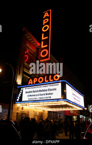 Dic 07, 2008 - Manhattan, New York, Stati Uniti d'America - Harlem-famoso Teatro Apollo di notte 7 dicembre 2008 nella città di New York. (Credito Immagine: © Mariela Lombard/ZUMA Premere) Restrizioni: * New York City quotidiani diritti * Foto Stock