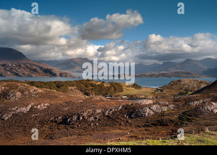 Loch Shieldaig sulla penisola di Applecross, Highlands scozzesi Foto Stock