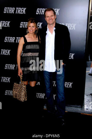 BETH TOUSSAINT e Jack Coleman durante la premiere del nuovo film da Paramount Pictures STAR TREK, tenutasi al Grauman's Chinese Theater, il 30 aprile 2009 a Los Angeles..foto: Michael Germana - Globe foto, Inc. Â© 2009.K61771MGE (credito Immagine: © Michael Germana Globo/foto/ZUMAPRESS.com) Foto Stock