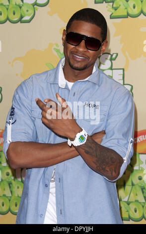 Mar 28, 2009 - Westwood, California, Stati Uniti d'America - cantante USHER arrivando a Nickelodeon la XXII edizione Kids' Choice Awards tenutosi presso la UCLA Pauley Pavilion. (Credito Immagine: © Lisa O'Connor/ZUMA Press) Foto Stock