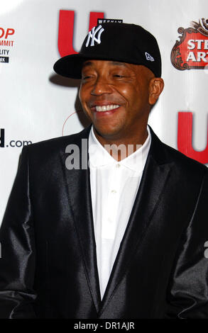 RUSSELL SIMMONS OSPITARE LA SUA PRIMA CELEBRITÀ POST GRAMMY partito svoltasi a RUSSELL SIMONS residenza privata in BEVERLY HILLS CALIFORNIA 02-08-2009.Foto di PHIL ROACH-IPOL globo foto, INC. Â© 2009.I14119PR.Ho14119PR (credito Immagine: © Phil Roach/Globe foto/ZUMAPRESS.com) Foto Stock